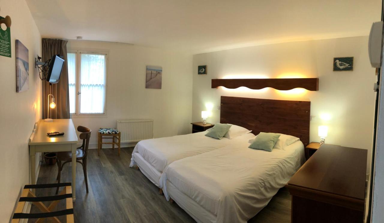 La Demeure Du Perron Hotel Quettehou Kültér fotó
