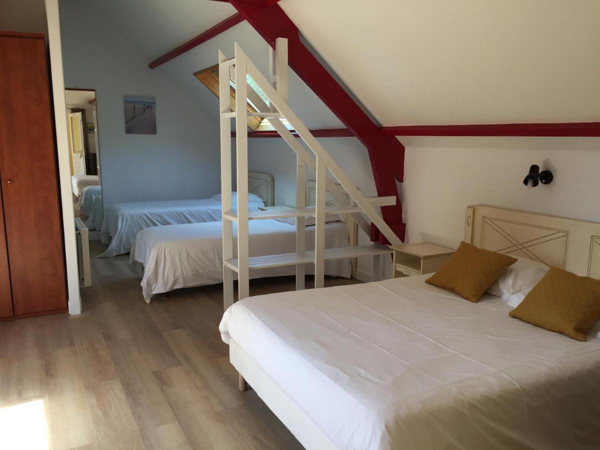 La Demeure Du Perron Hotel Quettehou Kültér fotó